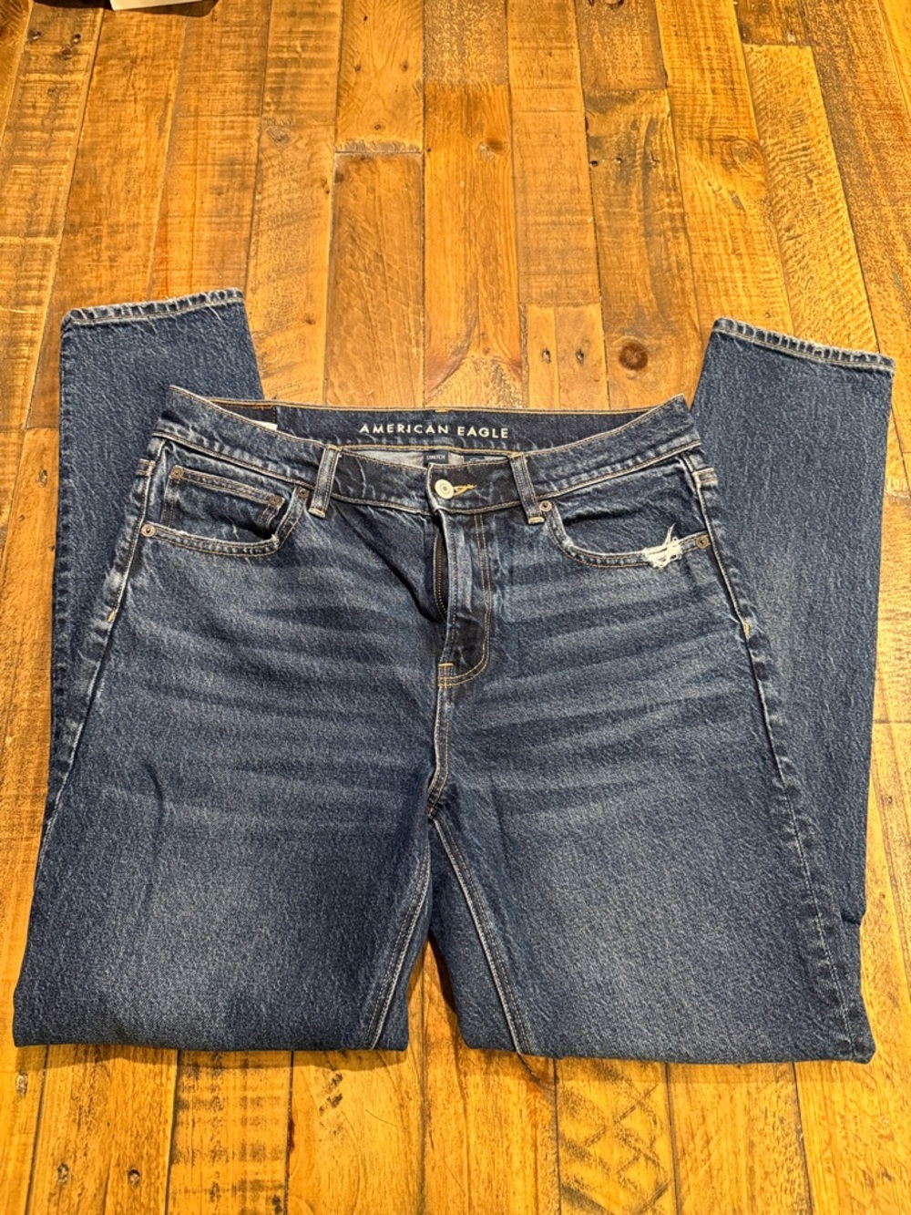 American Eagle Outfitters Women's Dark Wash Straight Leg Jeans